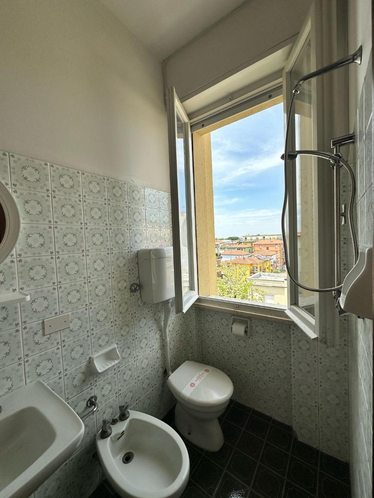 Anny Hotel Римини Екстериор снимка